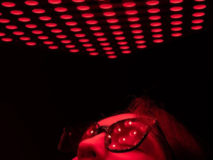 Naturheilpraxis Daniel Brunner, Berlin-Moabit, Traditionelle Chinesische Medizin, TDP-Lampe